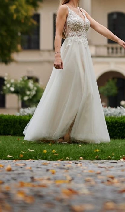 Suknia ślubna XS Mavi