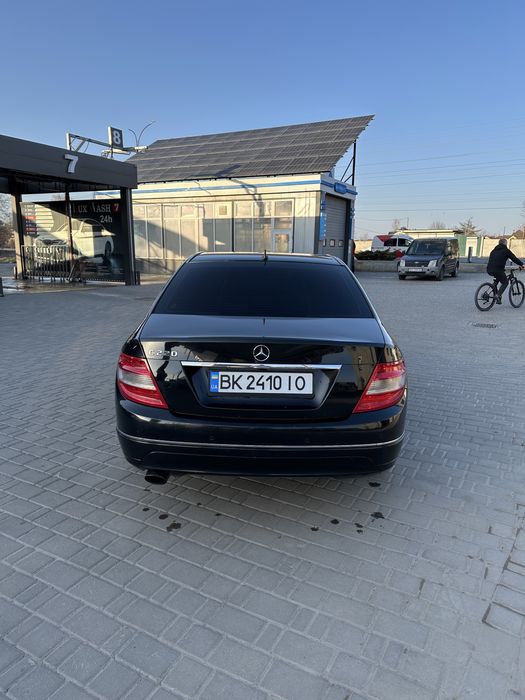 Mercedes-Benz c220 w204 2007 для військового