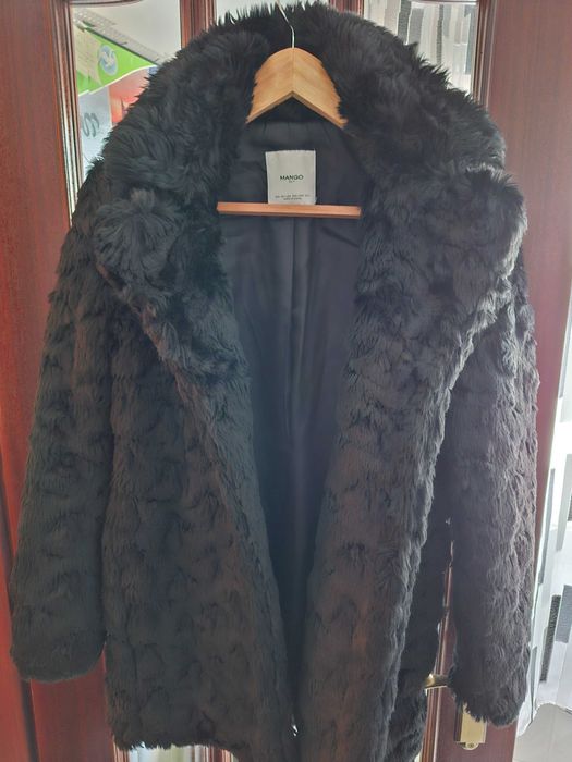 Kispos e casaco pelo