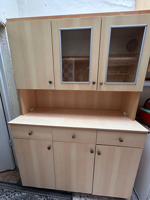 Armário para loiça de cozinha ou sala