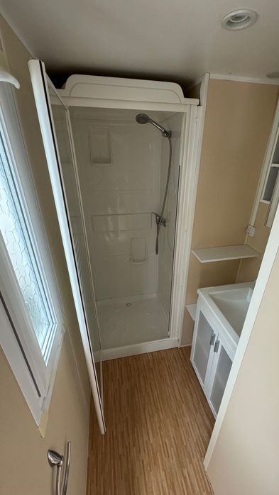 CASA MÓVEL PRÉ-FABRICADA NA OCASIÃO TRIGANO DE 9X4 METROS EM LEIRIA.