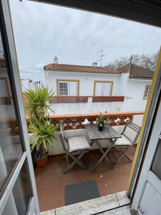 Quarto em frente a escola André Gouveia