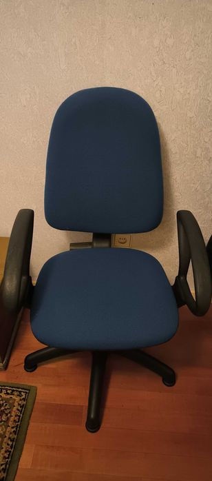 Vendo Cadeira Ergonómica Fixa