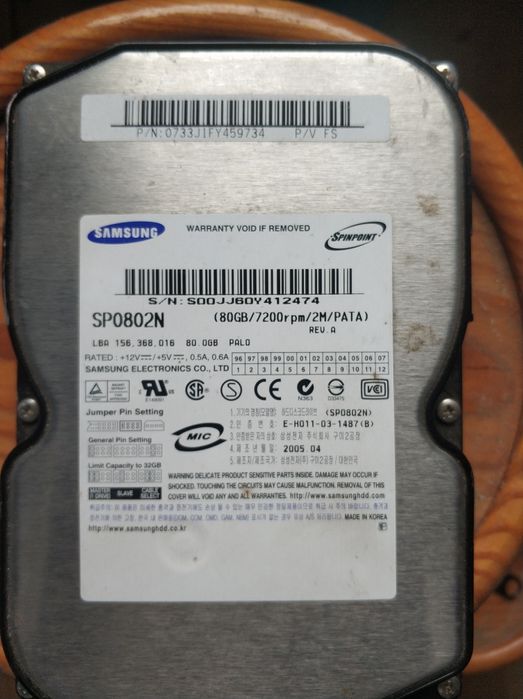 Материнська плата, та інші запчастини до ноутбука