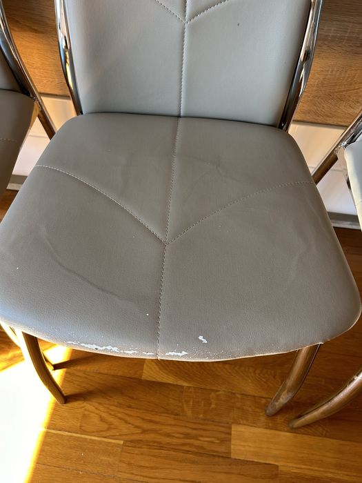 4 Cadeiras de Sala de Jantar – Conjunto