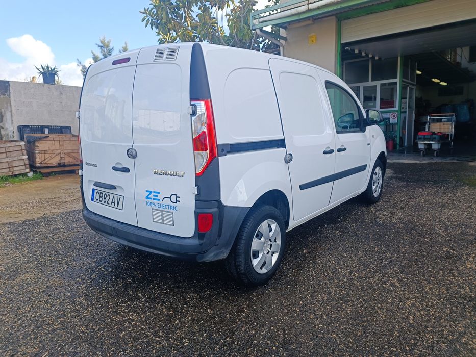 Renault Kangoo ZE 33kwh 2021 (IVA dedutível)