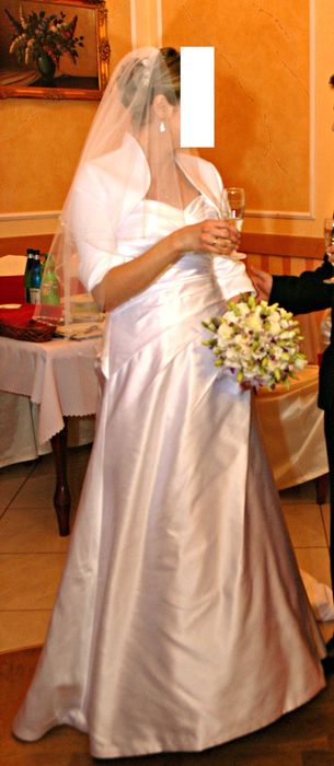 Suknia ślubna satyna rozmiar 40/42+welon+tren+bolerko