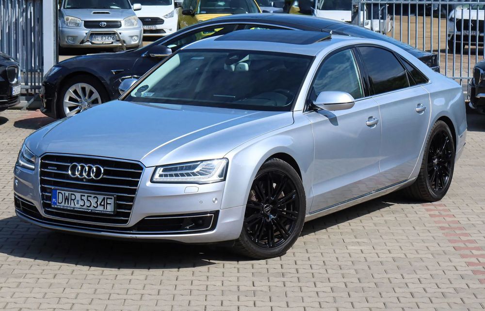 Audi A8 4,2 TDi Night View Webasto ACC Solar HUD Matrix 360° Bose 4xOgrz.Fotel