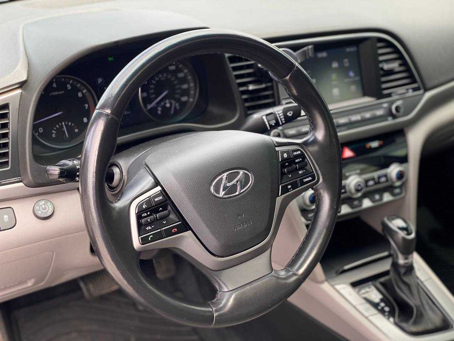Hyundai Elantra 2018