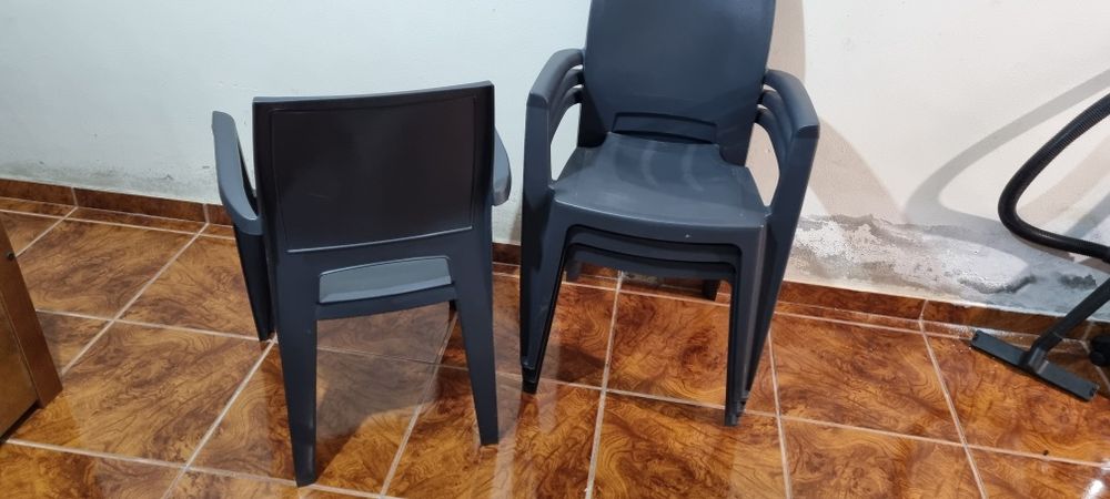 Cadeira Elegance Lisa com Braço