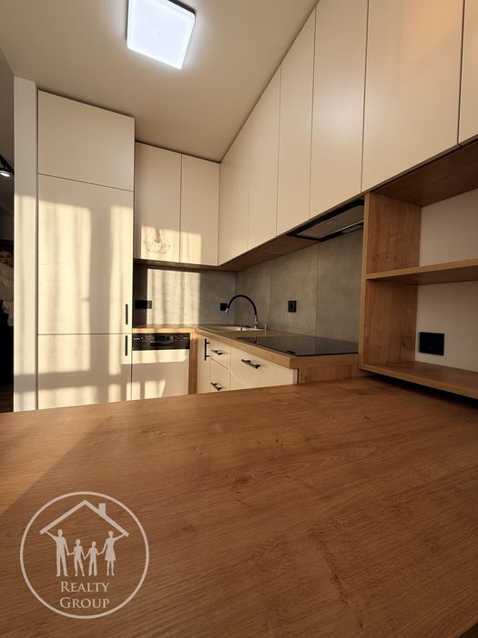 Квартира з ремонтом, меблями та технікою