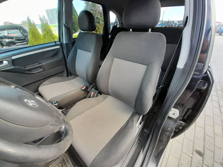 OPEL MERIVA FOTELE KANAPA ŚRODEK