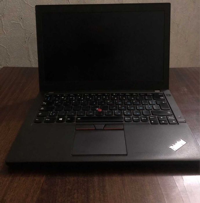 Lenovo ThinkPad X260 с Intel Core i5