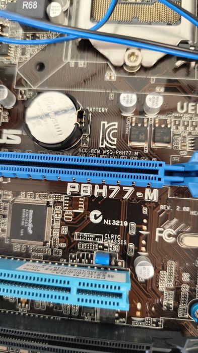 Материнська плата ASUS P8H77‑M сокет 1155 в робочому стані