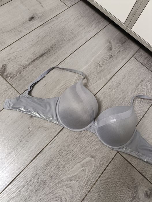Ліфчик бюстгалтер 34/75/D Victoria's Secret