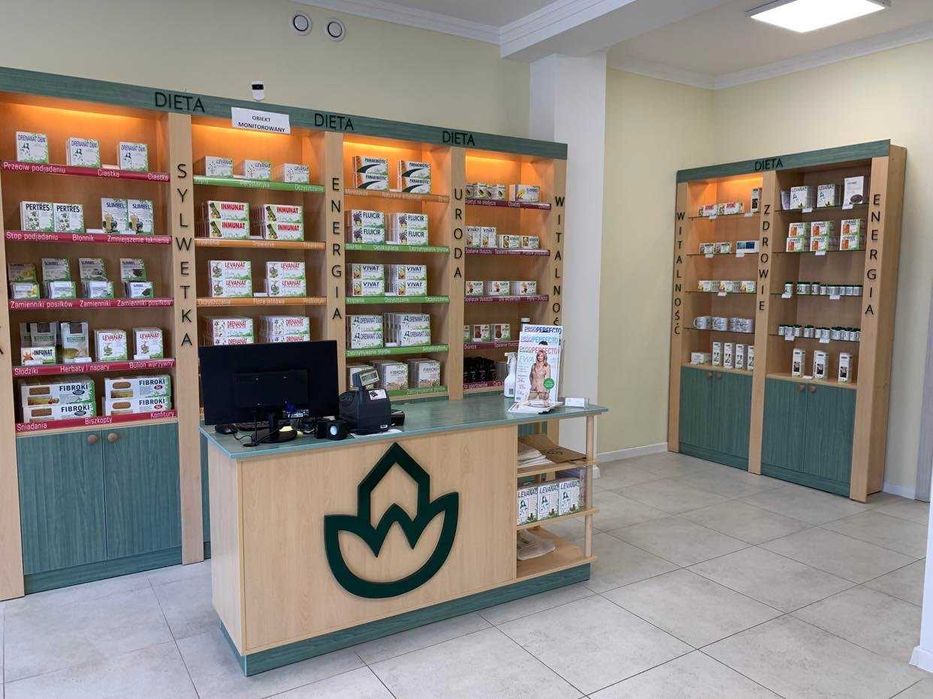 regał sklepowy Naturhouse idealny do sklepu lub salonu