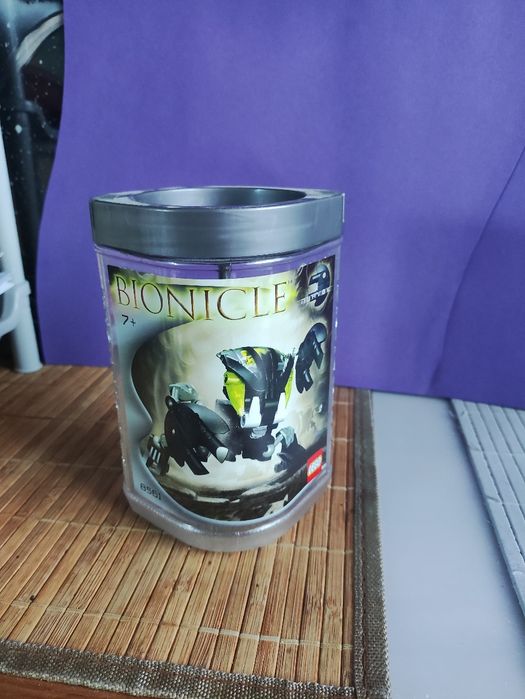 Lego BIONICLE Bohrok Nuhvok 8561, Gahlok 8562