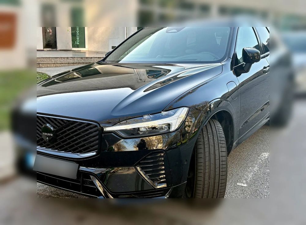 Volvo XC 60 2.0 T6 PHEV Black Edition AWD