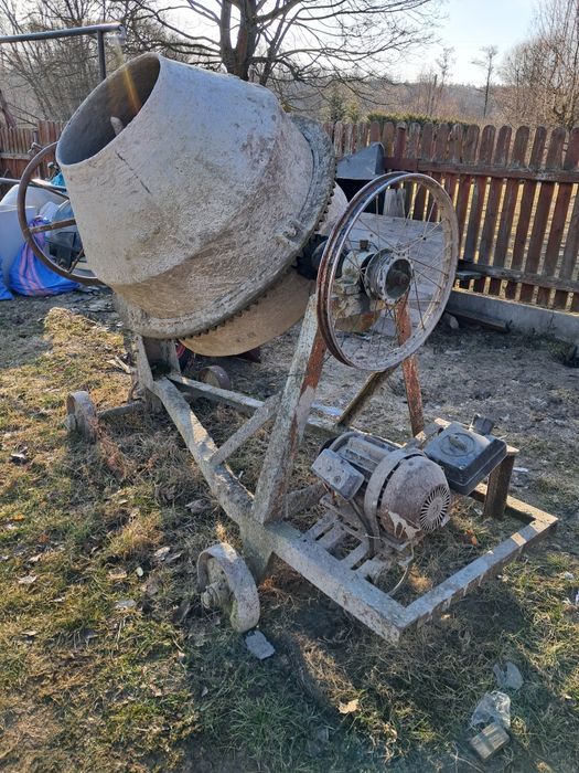 Sprzedam betoniarkę 150l