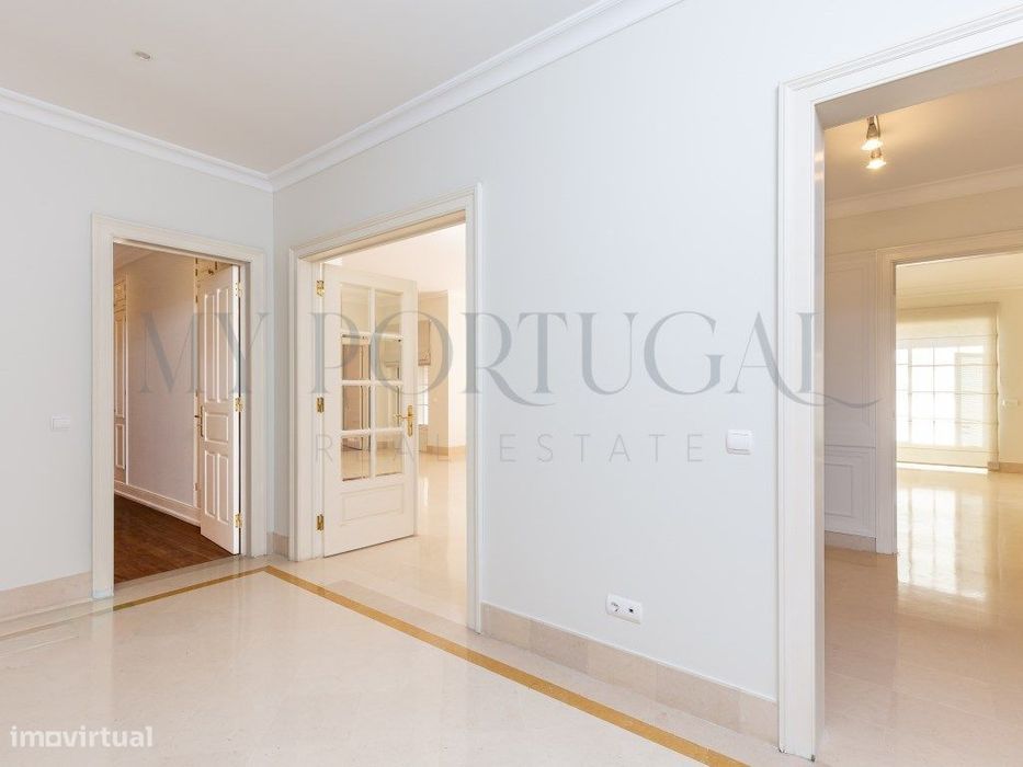 Apartamento T3+2 Luxo na Quinta Patino