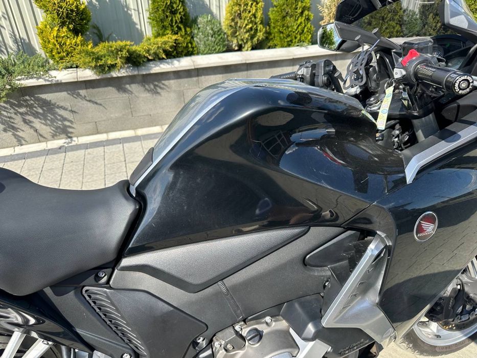 Продам Honda VFR 1200