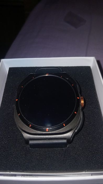 Смарт годиник стані на фото