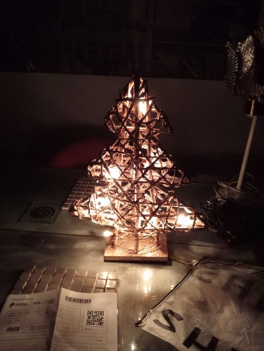 Árvore de Natal iluminada
