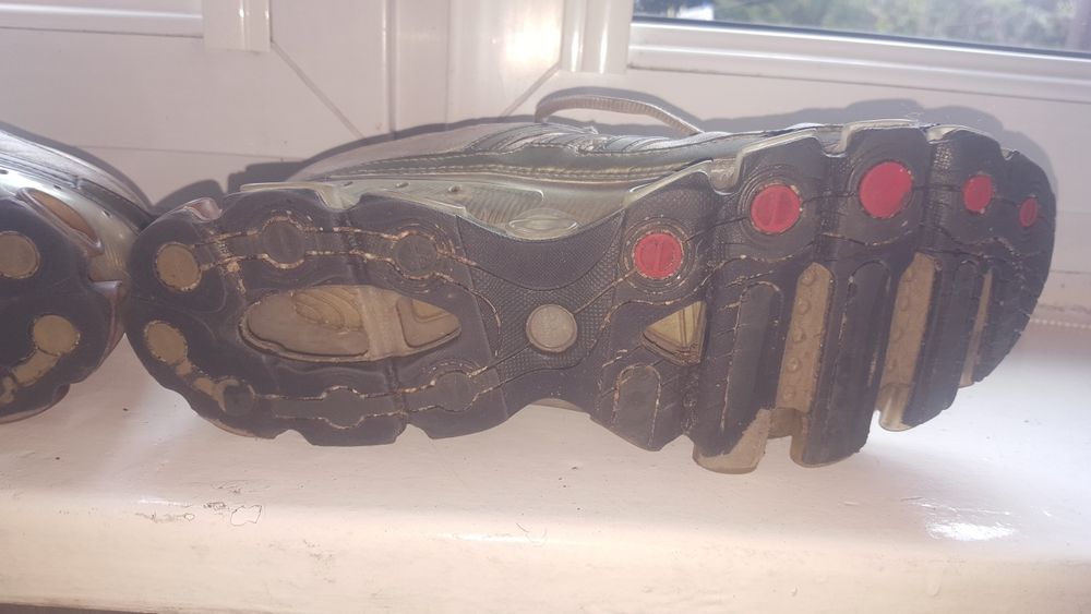 Adidas Bounce r.44 2/3