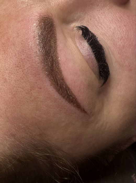 Makijaż permanentny brwi ombre brows metoda pudrowa