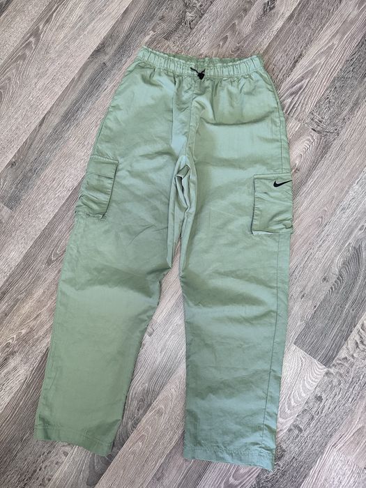 літні штани Nike