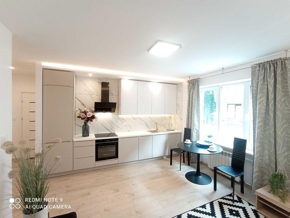 GENERALNY REMONT / BEZPOŚREDNIO / BARWINEK 22 / 4 POKOJE / PIĘKNY WIDOK / BALKON / PIWNICA - Widok 3