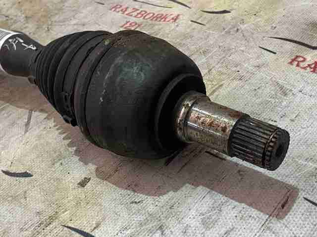 Полуось передняя левая (приводной вал, ШРУС) mercedes-benz a180 w176