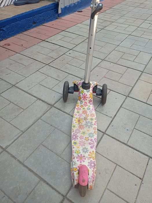Детский самокат.