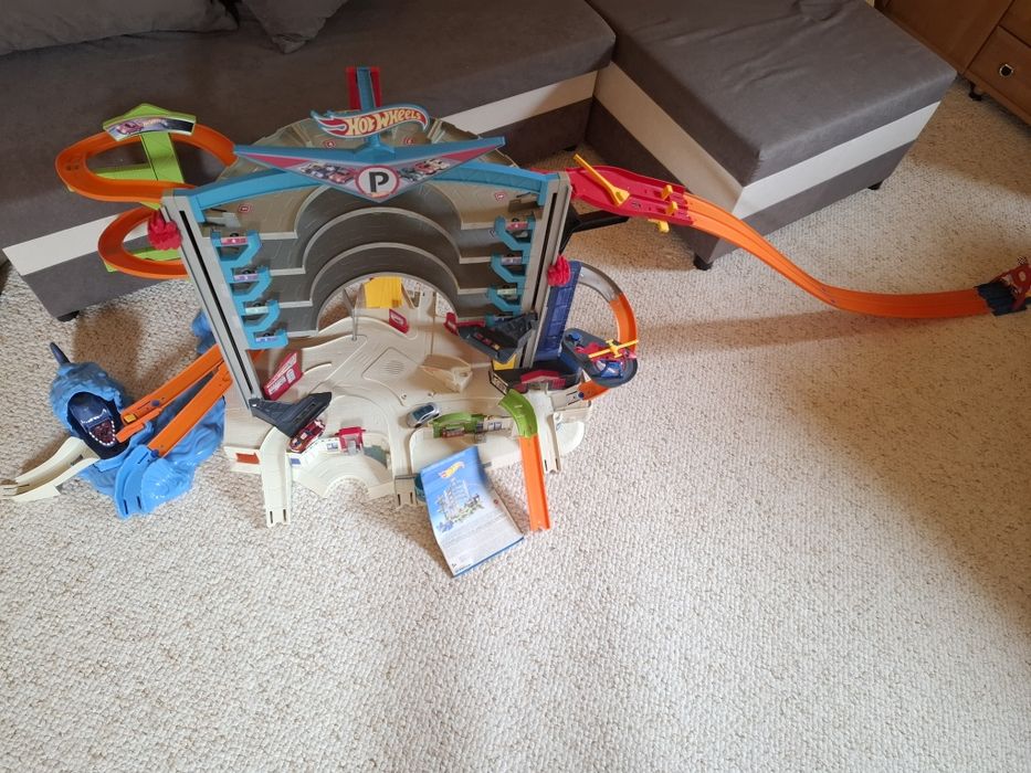 Garaż na autka Hot Wheels