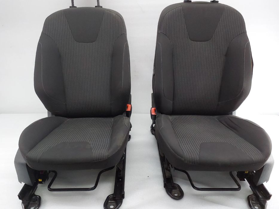 Conjunto de bancos FORD Focus III