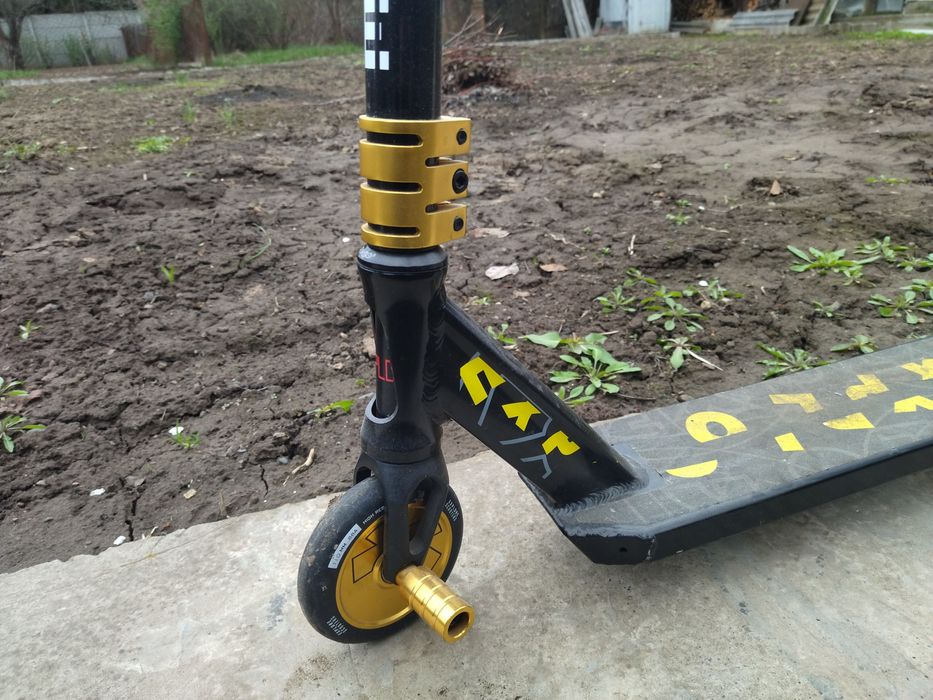 Трюковой самокат