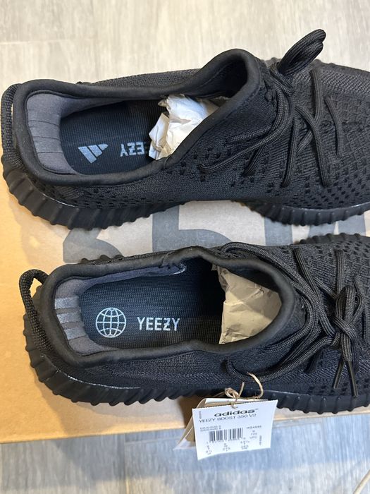 Yeezy Boost 350 V2 Onyx Black