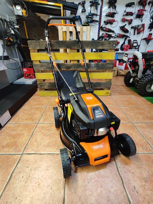 Газонокосилка бензиновая SEQUOIA SPLM4000/40см/99см3/8 положений 25-75