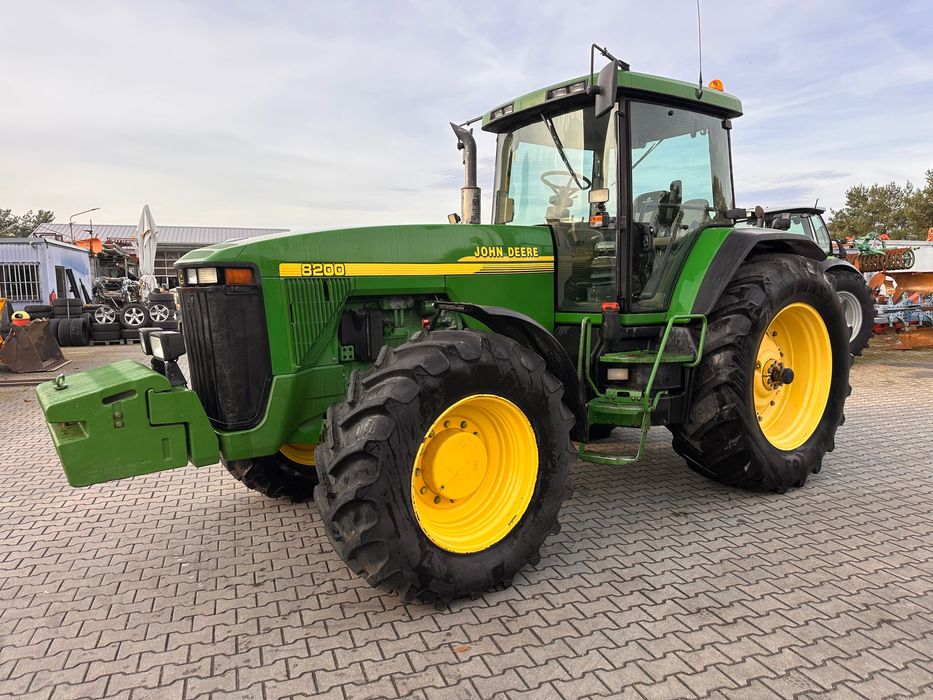 JOHN DEERE 8200 8.1 PowerShift