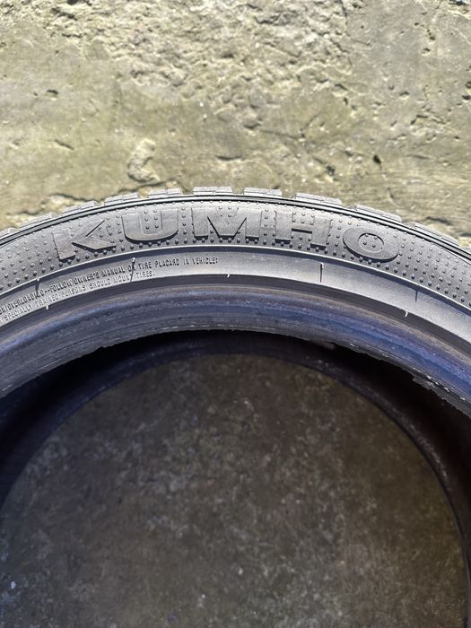 Kumho 245 40 18 зима