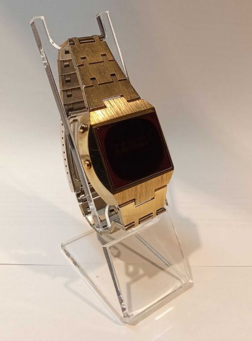 Zegarek LED marki MERCURY z funkcją alarmu! - vintage! Lata '70-te