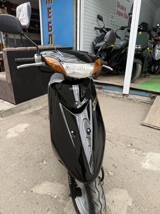 Yamaha Jog sa16 з контейнера
