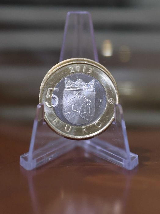 Finlândia Moeda 5€ Bimetálica - 2013 - Províncias Históricas – Carélia