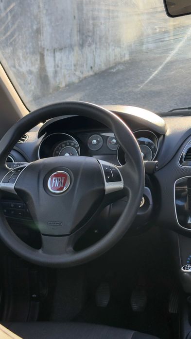Fiat Punto 1.2 Versão: City | Gasolina Viatura Nacional | Ano 2017