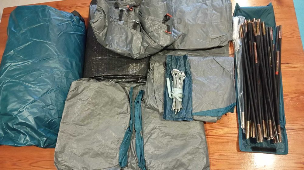 Kit Campismo Quechua 4P Arpenaz 4.2 +Cozinha +Colchão- Como Novo 1 uso