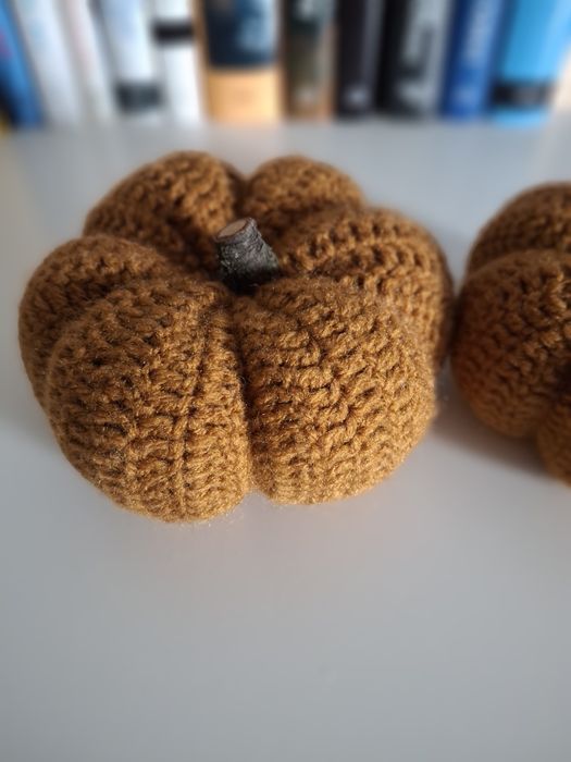 Dynia dekoracyjne szydełkowe