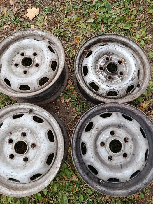 Сталеві диски фольцваген r 14