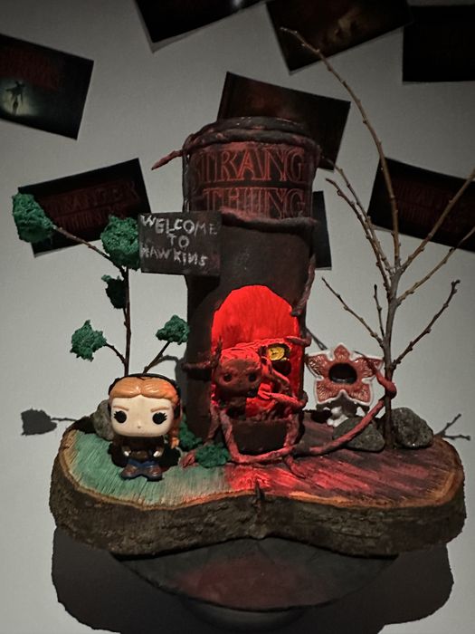 Stranger Things - діорама, фігурки, Дивні дива, Подарунок