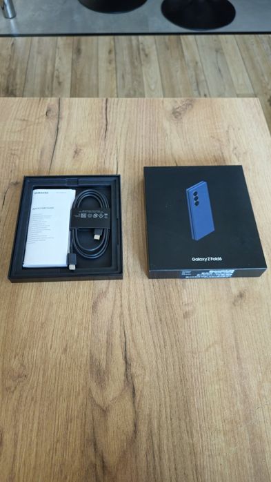 Samsung galaxy z fold 6 256g Navy