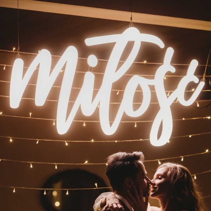 Z tobą wszystko napis led ledon na wesele neon
